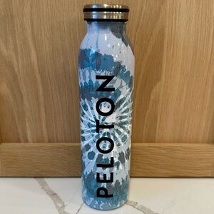 Peloton Stainless Steel Blue Gray Tie Dye Water Bottle 20 oz